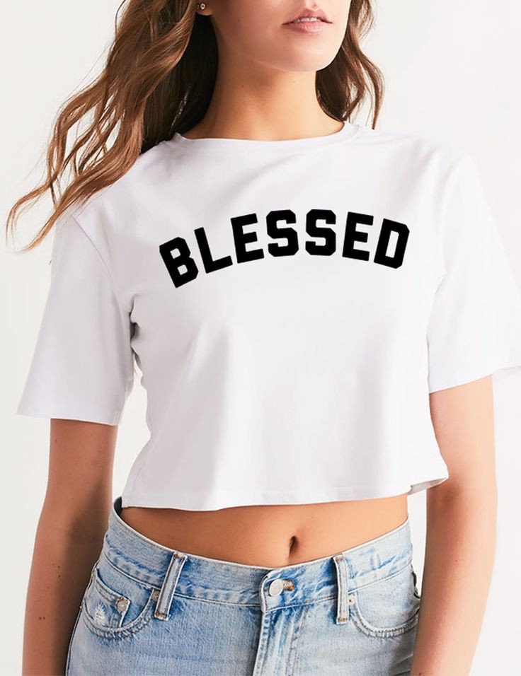 BLESSED GRAPHIC CROP T-SHIRT