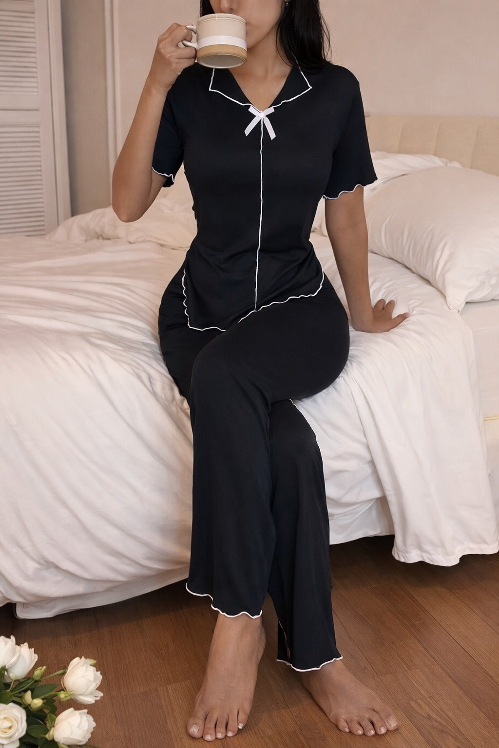 Collar With Contrast Bow Half Sleeves Night Suit view 2